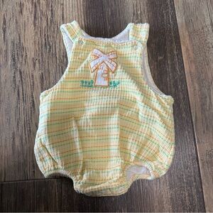 Carters VTG yellow baby summer romper windmill appliqué on front 12 mo lined